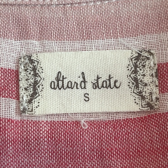 Altar’d State Women’s Relaxed Fit Button Down Blouse - Picture 2 of 11